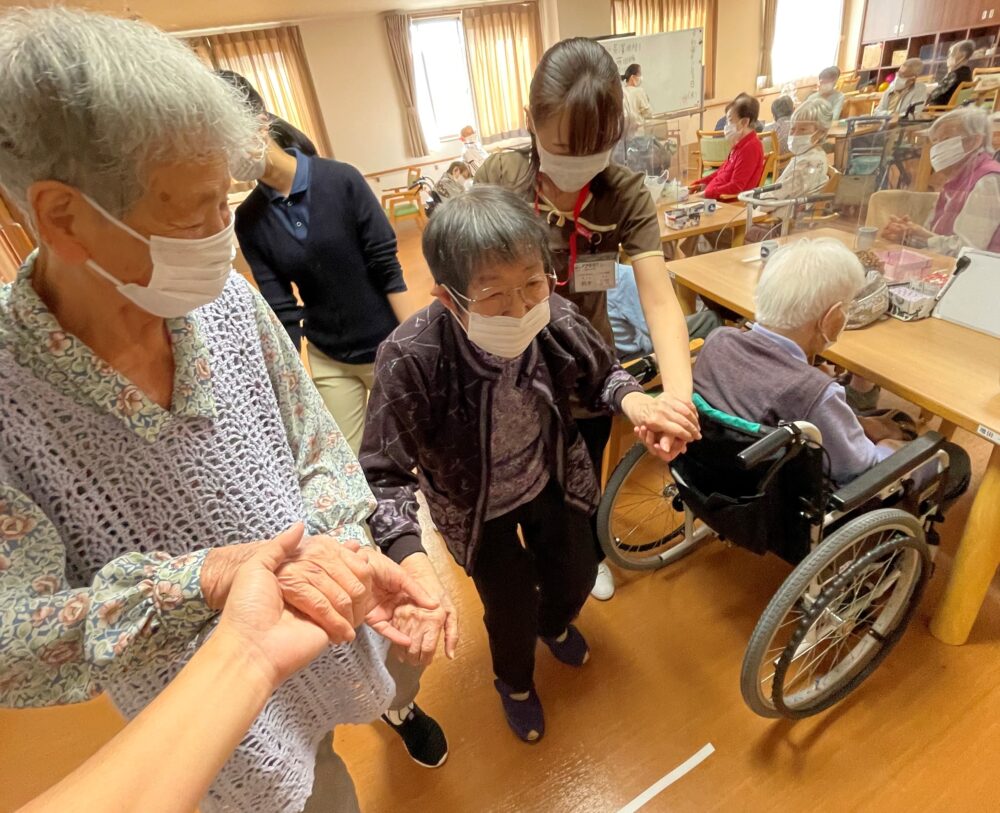 藤枝市老人ホーム_ケアリラクゼーション