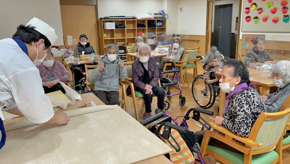 藤枝市老人ホーム_蕎麦打ち