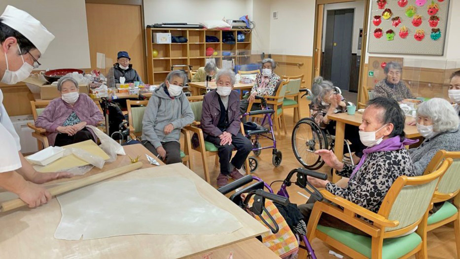 藤枝市老人ホーム_蕎麦打ち