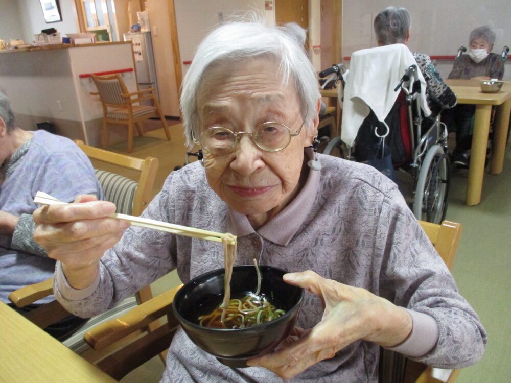 静岡市葵区老人ホーム_季節の変わり蕎麦