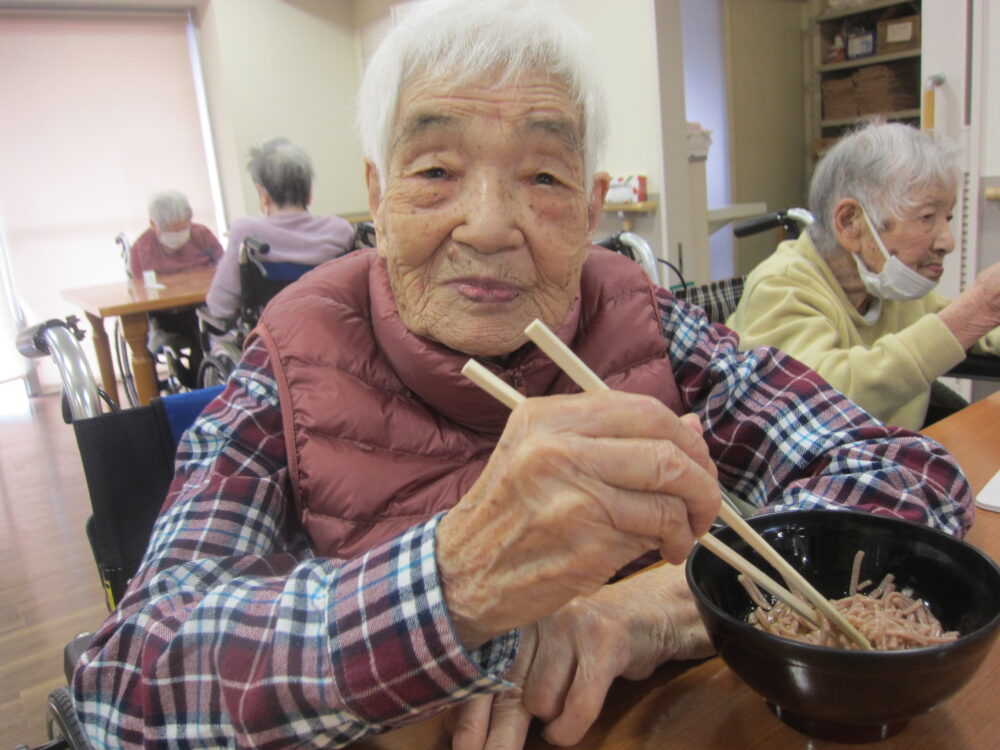 静岡市葵区有料老人ホーム_そば打ち