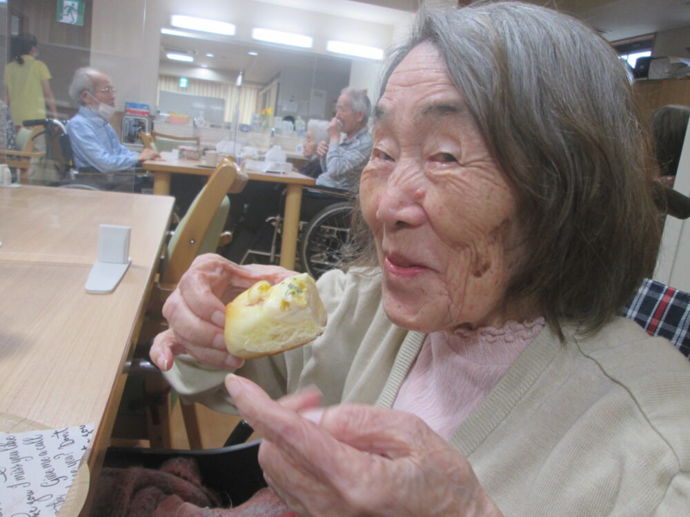 藤枝市老人ホーム_高柳パン祭り