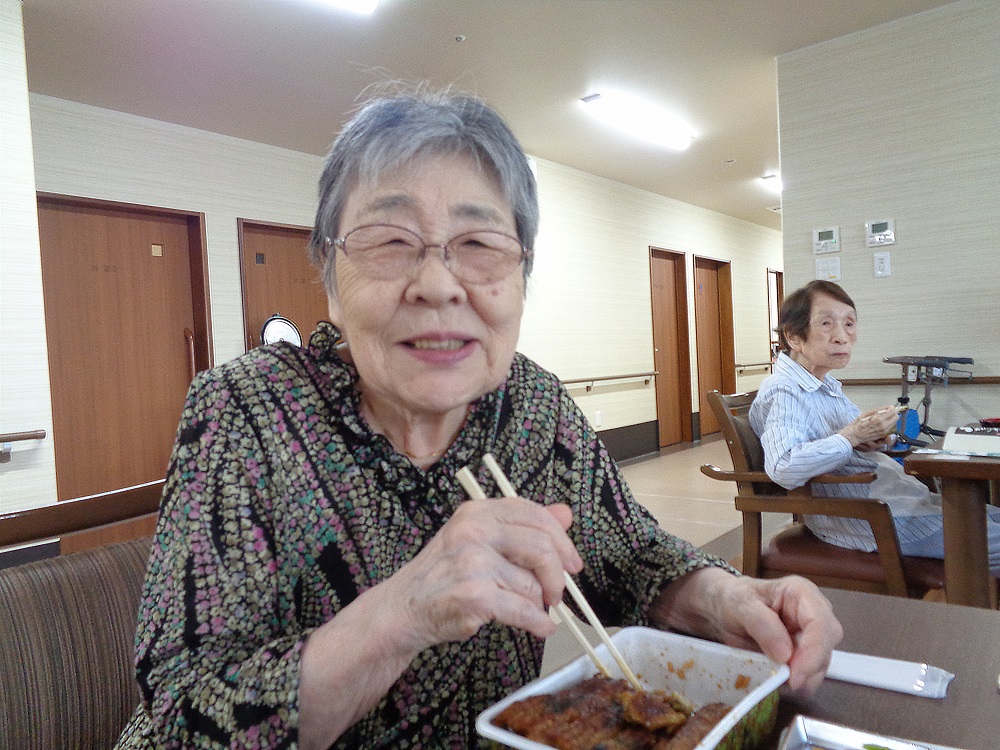 静岡市葵区老人ホーム_土用の丑の日