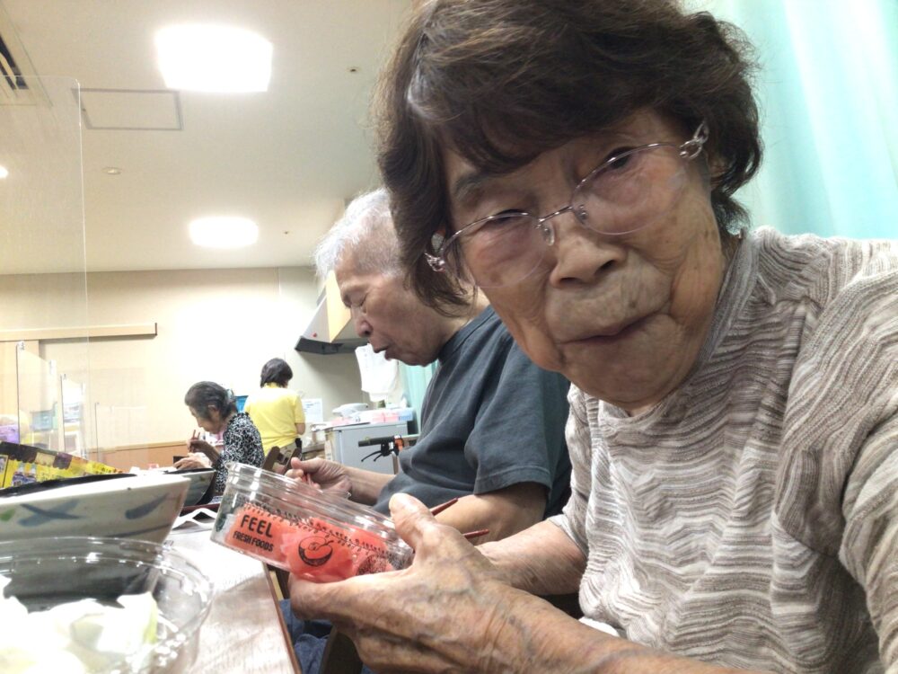 浜松市北区老人ホーム_スイカのおもてなし