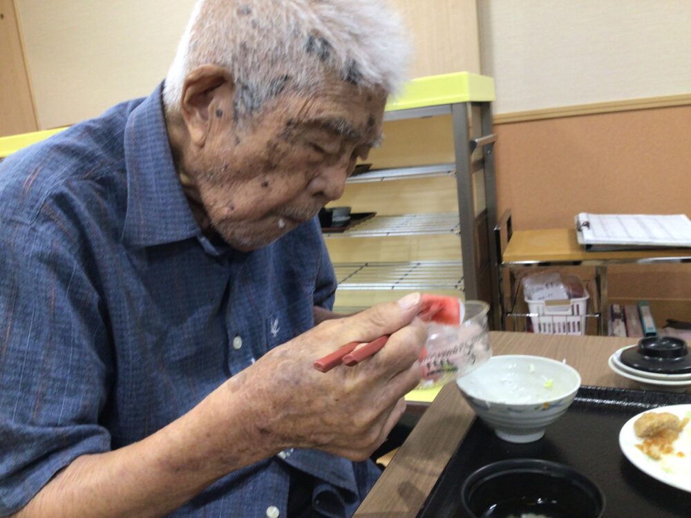 浜松市北区老人ホーム_スイカのおもてなし