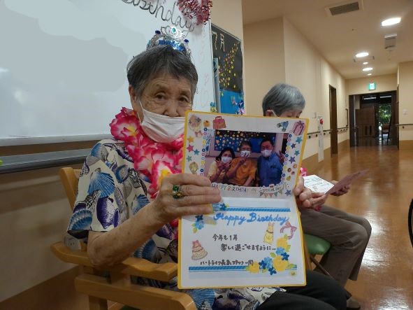 駿東郡長泉町老人ホーム_お誕生日会