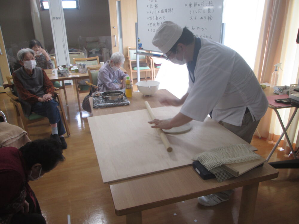 藤枝市老人ホーム_蕎麦打ち