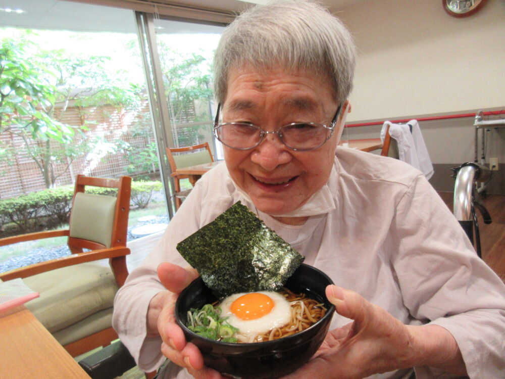 静岡市葵区有料老人ホーム_中秋の名月_月見そば