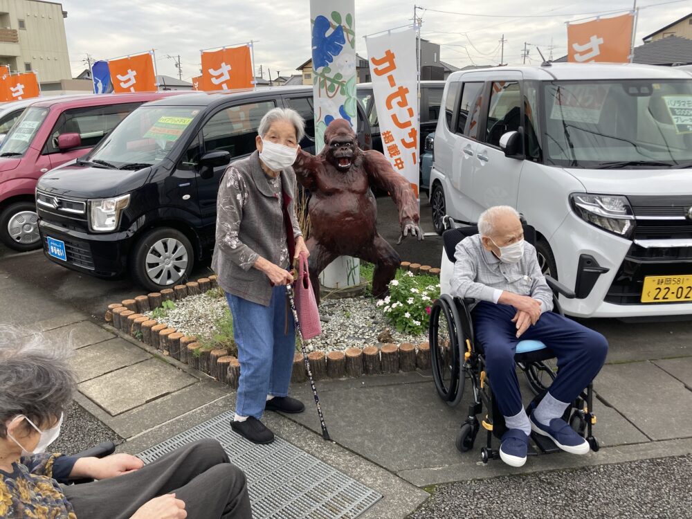 藤枝市老人ホーム_朝の歩行運動