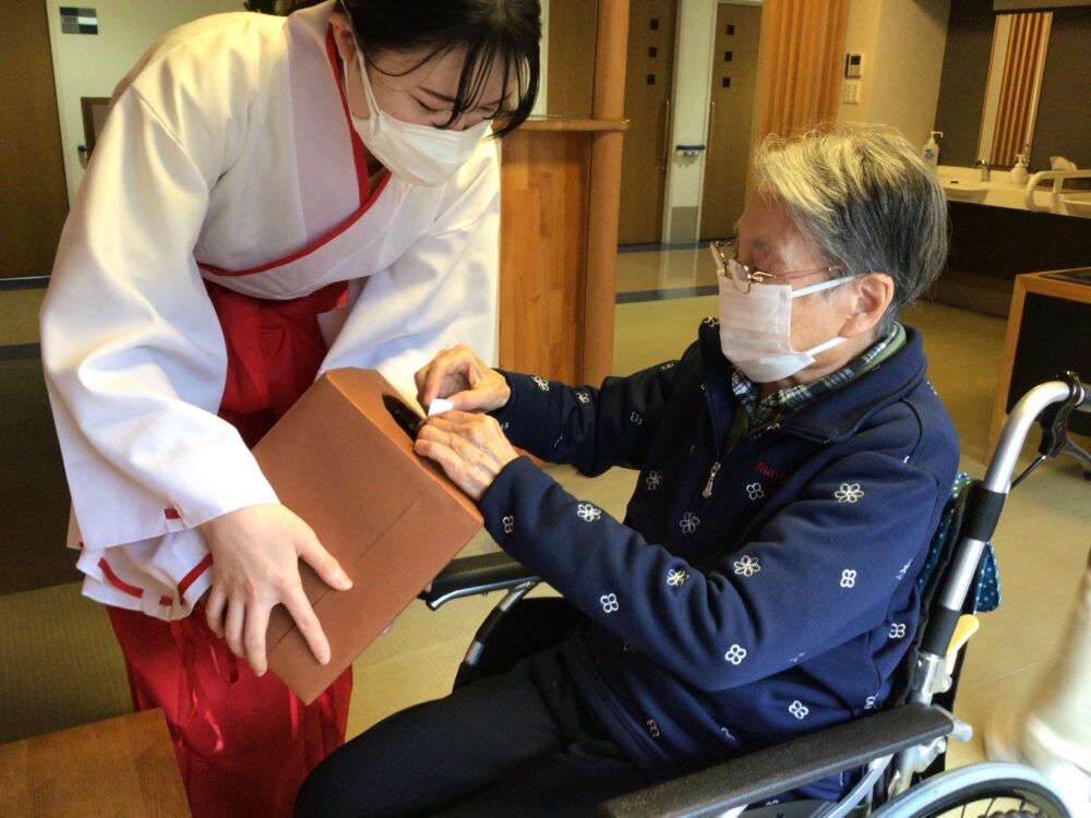 静岡市葵区老人ホーム_初詣_千代田神社