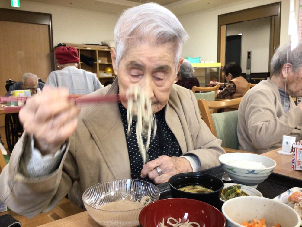 藤枝市老人ホーム_蕎麦打ち