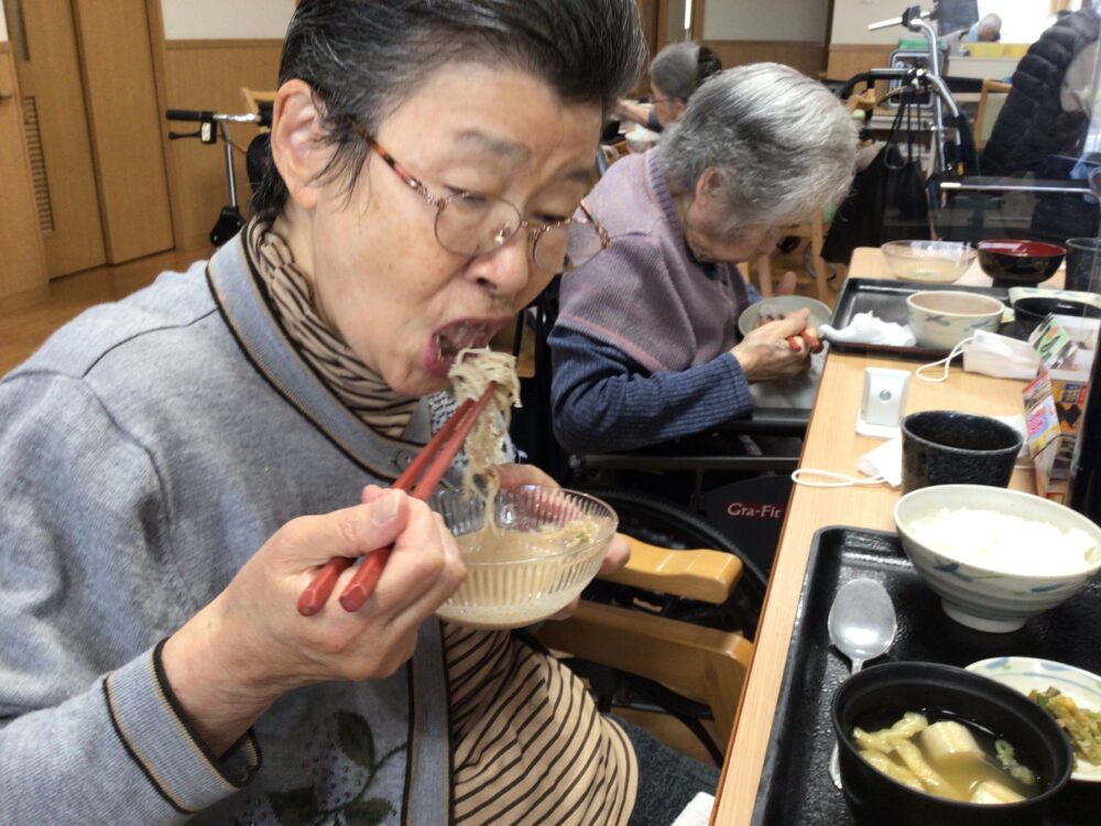 藤枝市老人ホーム_蕎麦打ち