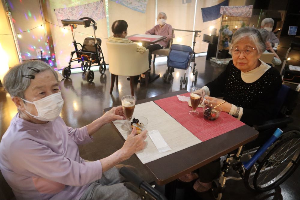 静岡市葵区有料老人ホーム_喫茶花水木昭和を思い出すレトロな喫茶店