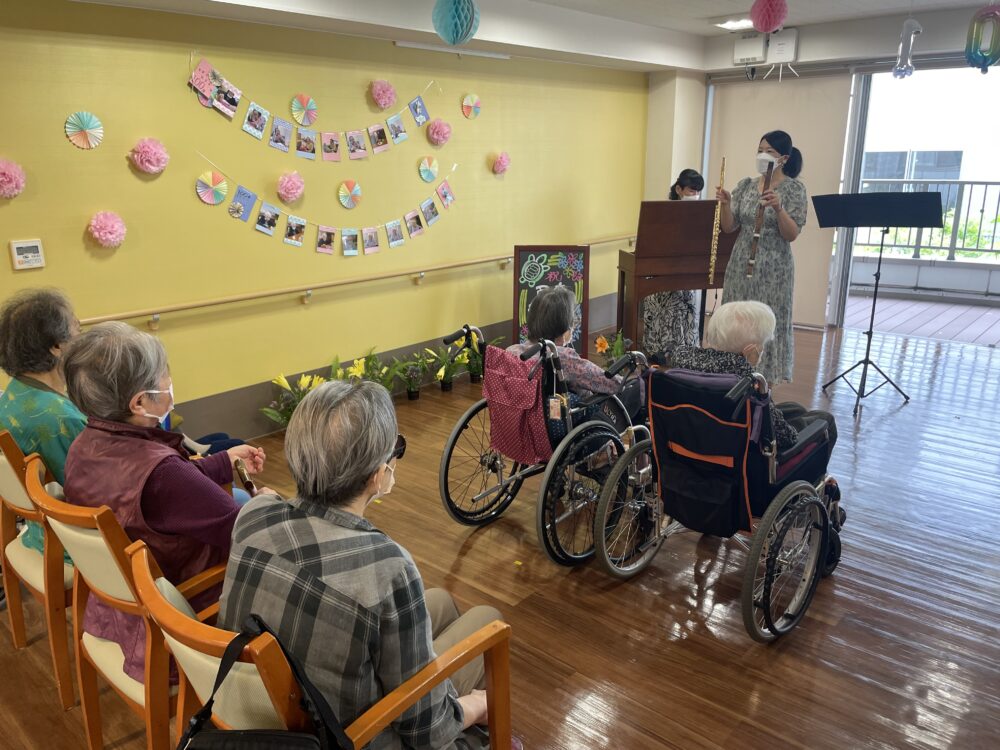 静岡市葵区有料老人ホーム_100歳（紀寿）を祝う会