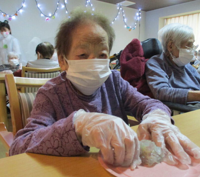 静岡市葵区老人ホーム_サイエンスショーと紫陽花カフェ