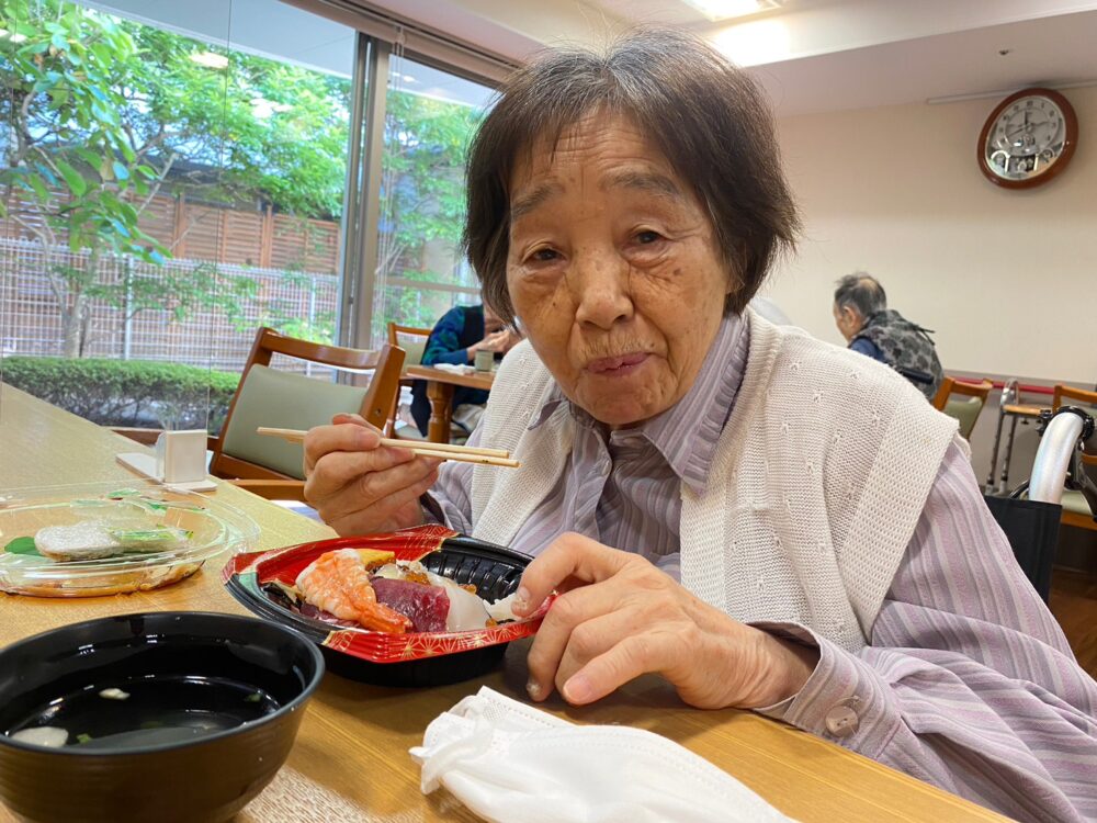 静岡市葵区有料老人ホーム_花水木ランチ海鮮食家福一丸