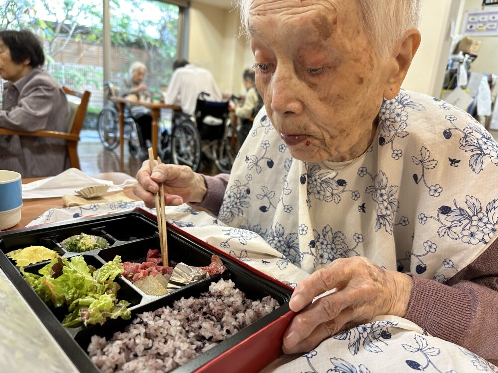 静岡市葵区有料老人ホーム_花水木ランチ「オステリアマツカゼ」のお弁当