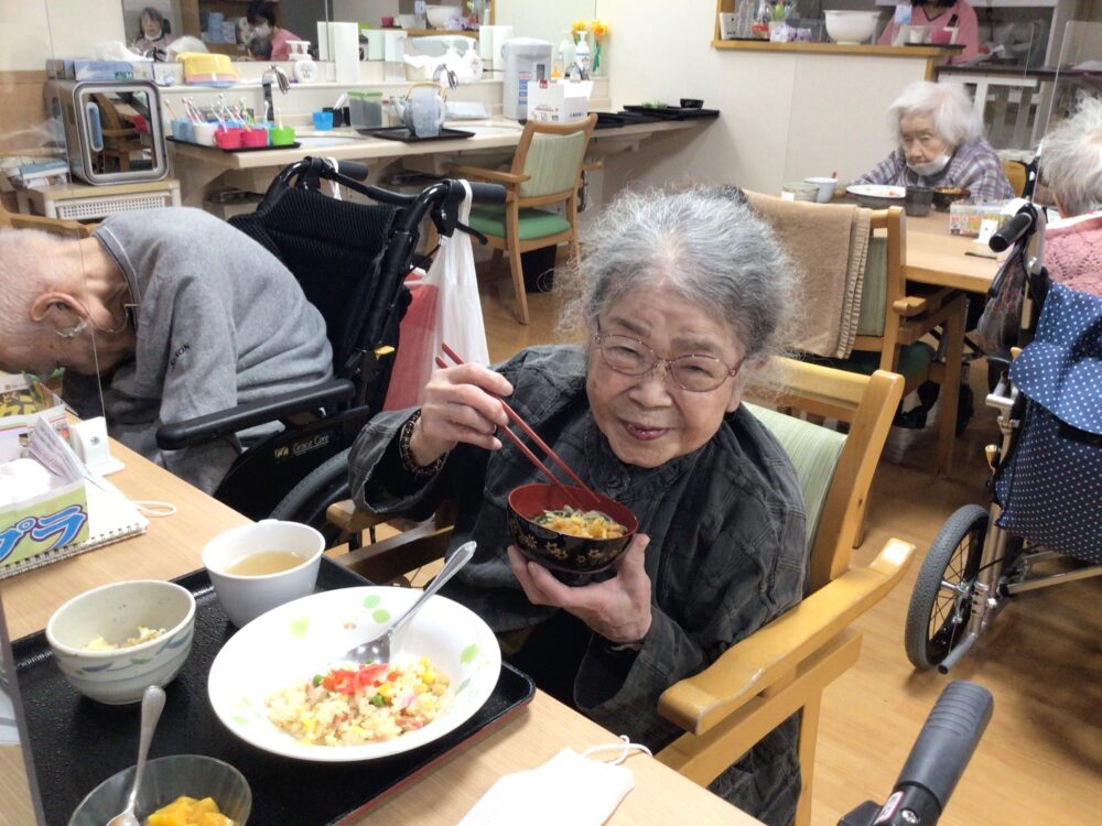 藤枝市老人ホーム_蕎麦打ちかき揚げ蕎麦