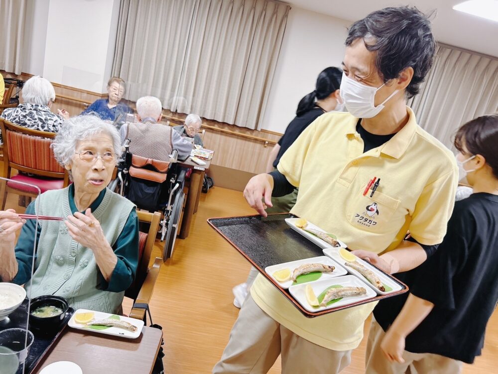 藤枝市老人ホーム_11月YU－KA食堂本ししゃもの食べ比べ