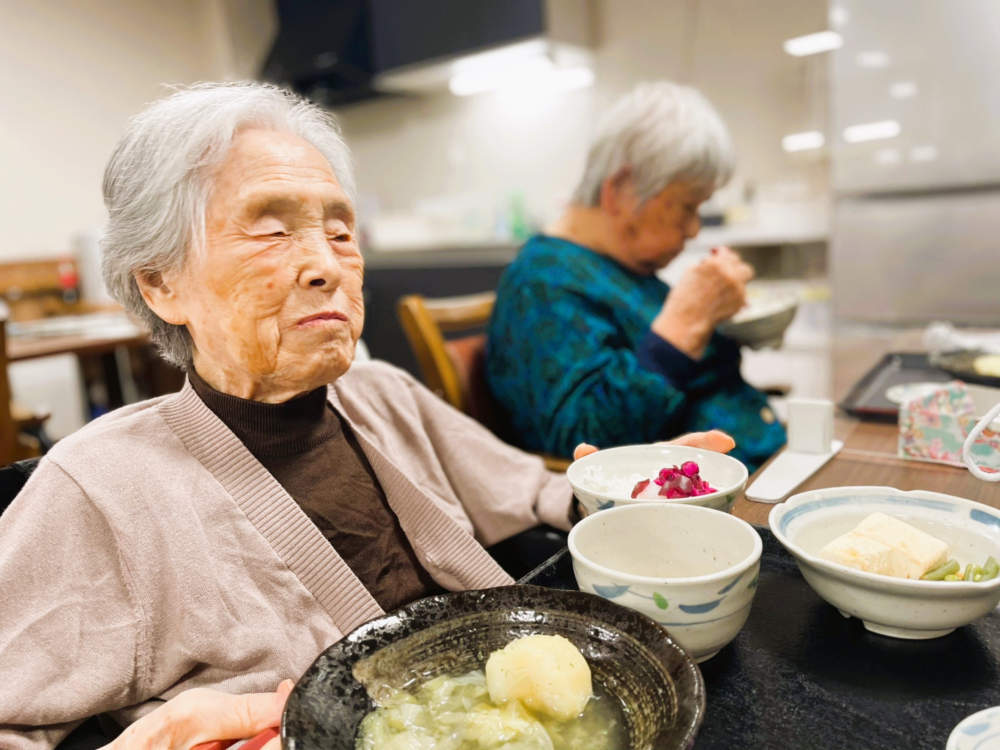 藤枝市老人ホーム_今月のおもてなしお野菜たっぷりポトフ