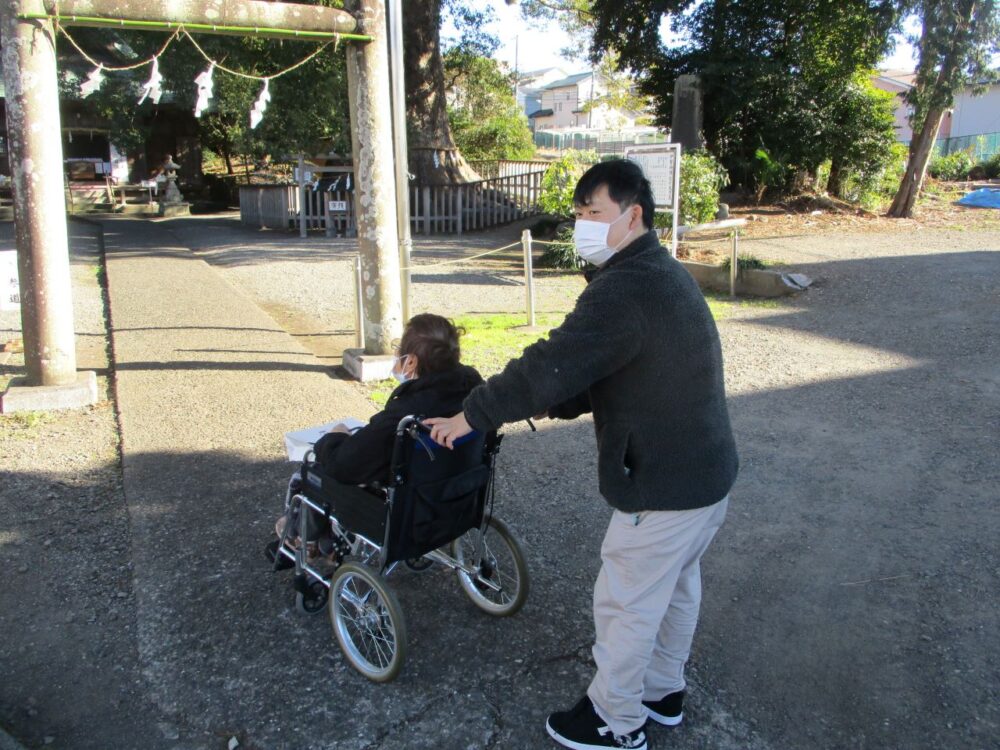 静岡市駿河区有料老人ホーム_初詣とおみくじ