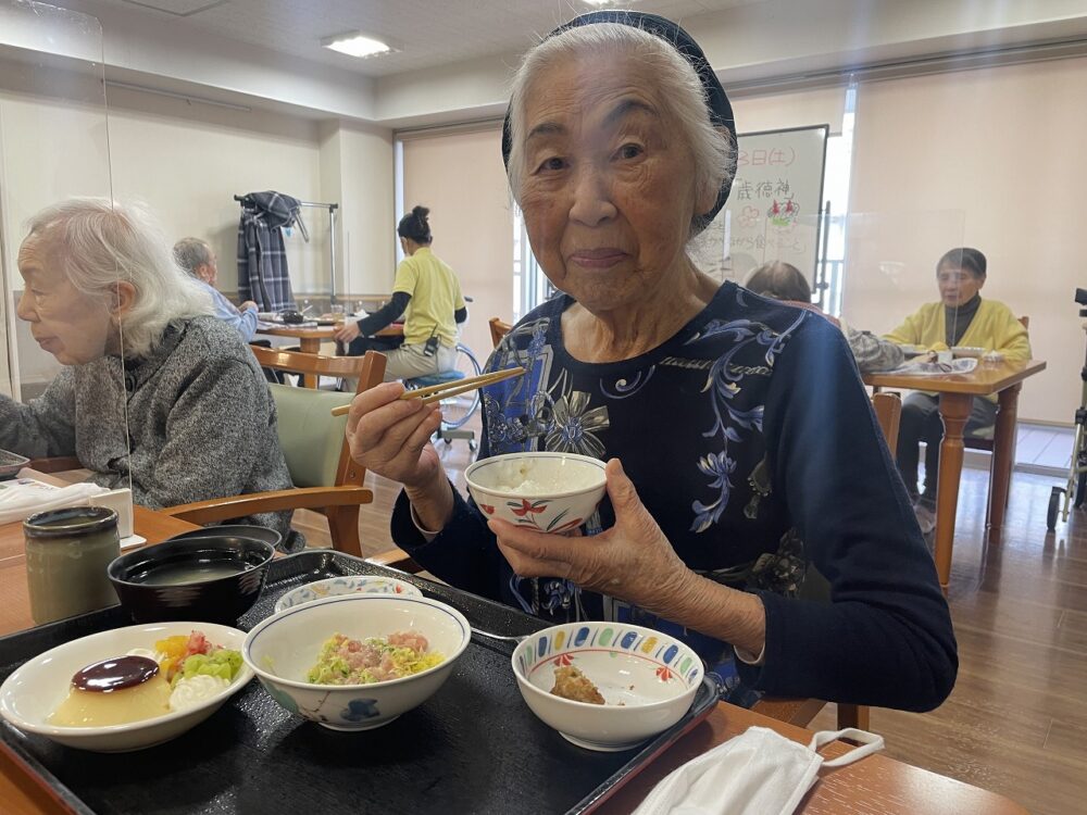 静岡市葵区有料老人ホーム_四季御膳と鬼退治