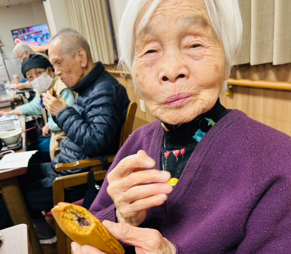 藤枝市老人ホーム_今月のおもてなししまだ焼