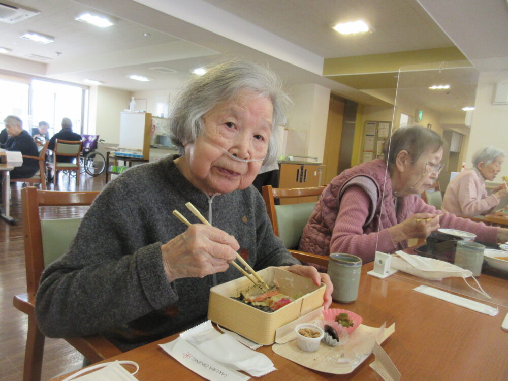 静岡市葵区有料老人ホーム_花水木ランチ仕出し料理桜庭