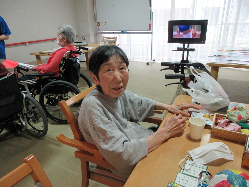 静岡市葵区老人ホーム_千代田商店と昭和クイズ大会