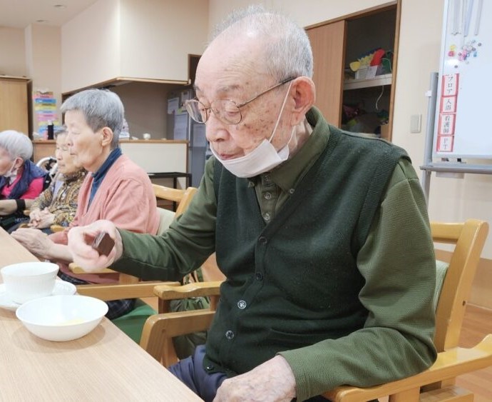 駿東郡長泉町老人ホーム_5月の紅茶会