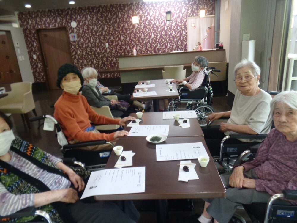 静岡市葵区有料老人ホーム_新茶を愉しむ会