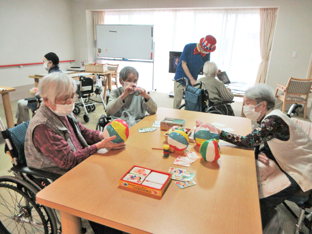 静岡市葵区老人ホーム_千代田商店と昭和クイズ大会