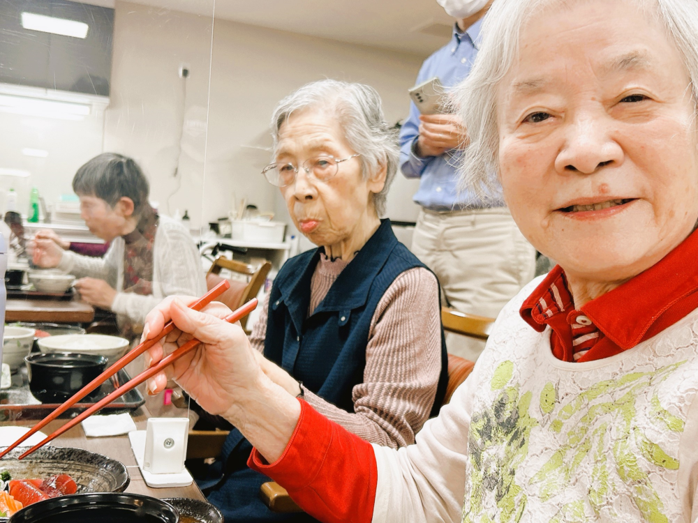 藤枝市老人ホーム_お刺身の盛り合わせ