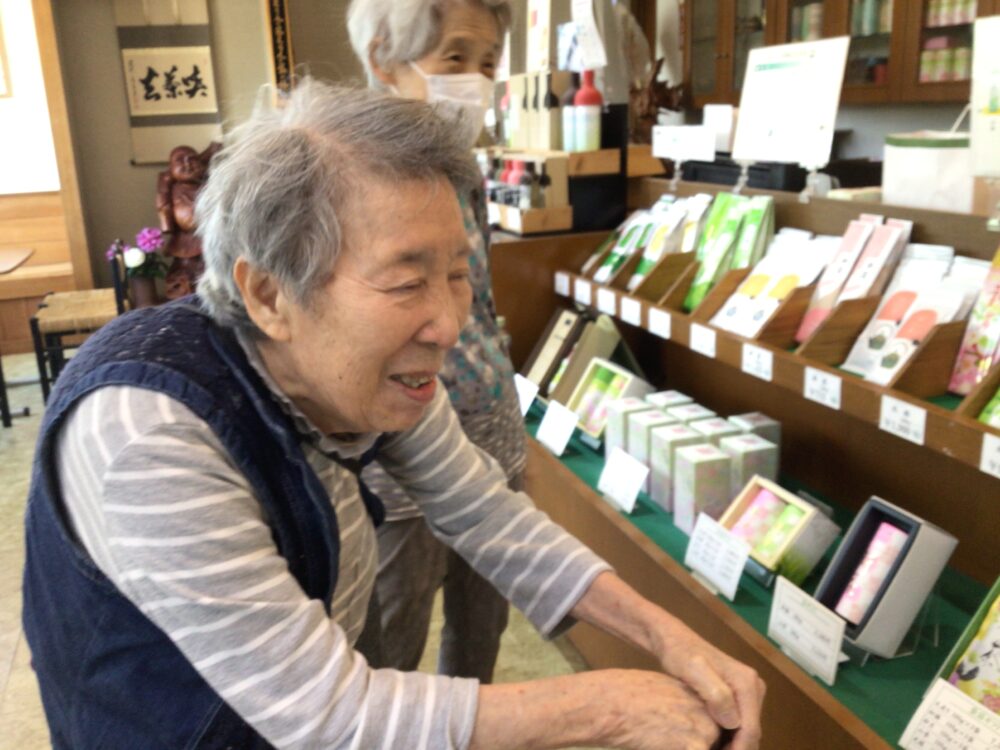 浜松市老人ホーム_新茶の会