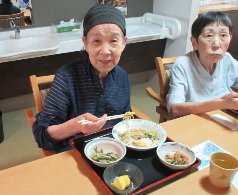 静岡市葵区老人ホーム_四季御膳七夕そうめん